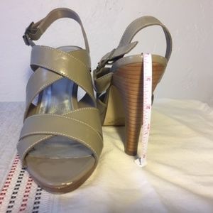 Banana Republic size 7.5